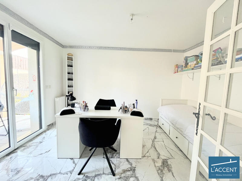 Maison - 183 m² - 6 pièces