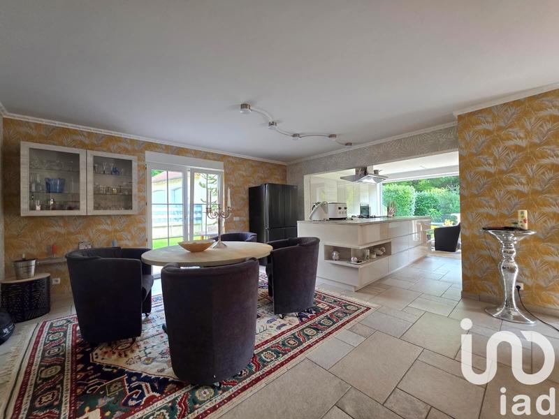 Maison de maîtres - 310 m² - 9 pièces