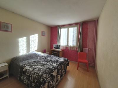 Appartement - 88 m² - 4 pièces