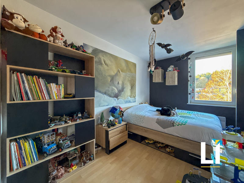 Appartement - 98 m² - 4 pièces