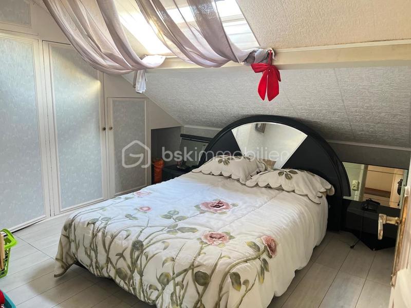 Maison - 131 m² - 7 pièces