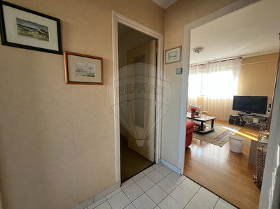 Appartement - 90 m² - 5 pièces