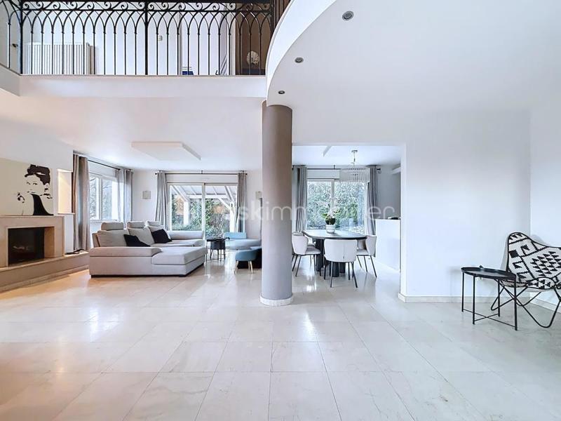 Maison d'architecte - 183 m² - 5 pièces