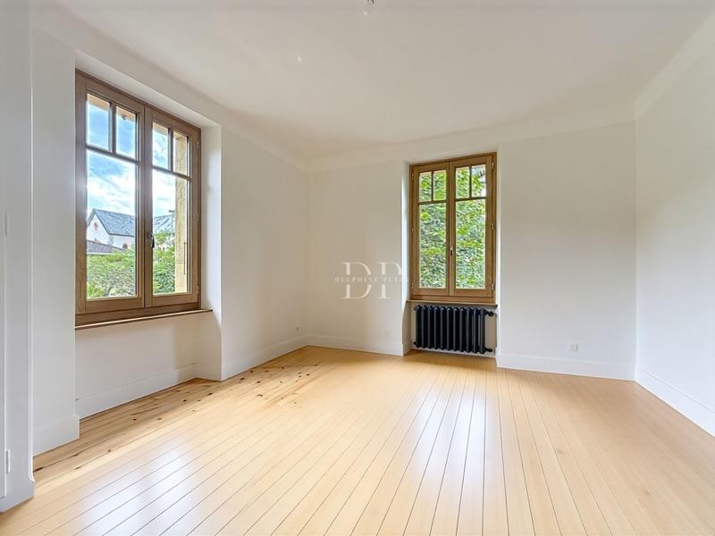 Maison bourgeoise - 227 m² - 7 pièces