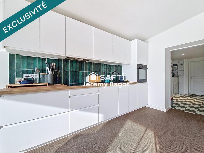 Maison - 160 m² - 8 pièces