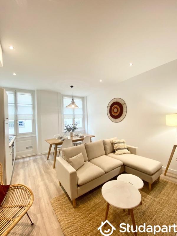 Chambre - 11 m² - 1 pièce