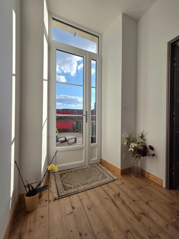 Maison - 194 m² - 7 pièces