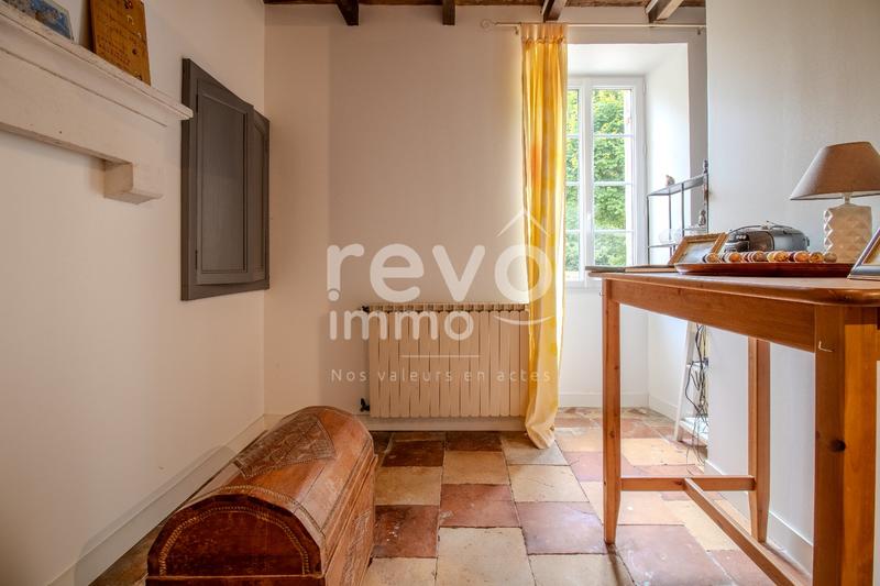 Maison - 204 m² - 6 pièces