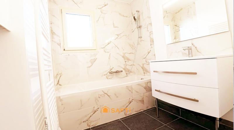 Appartement - 85 m² - 4 pièces