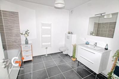 Maison - 94 m² - 4 pièces