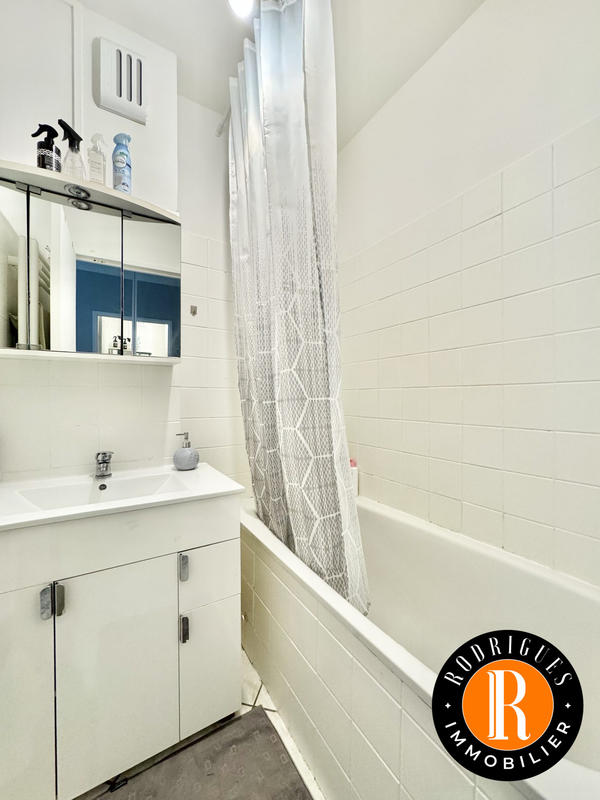 Appartement - 75 m² - 4 pièces