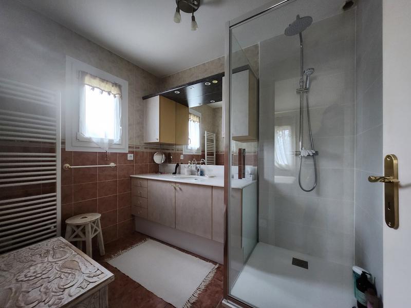 Maison - 150 m² - 7 pièces