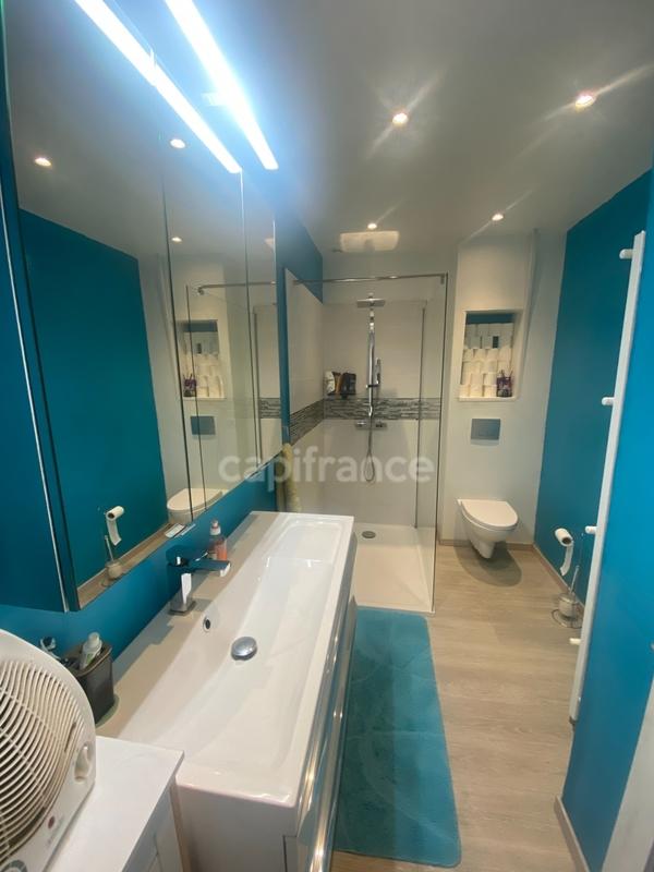 Maison - 160 m² - 8 pièces