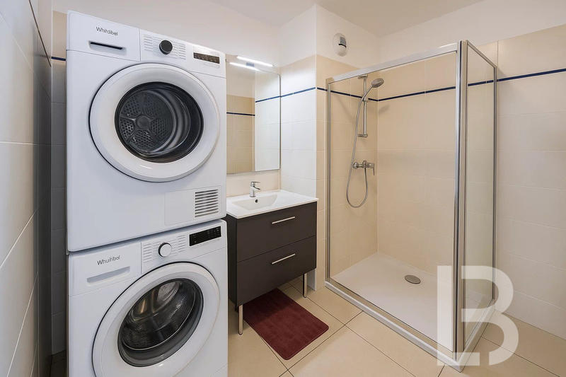 Appartement - 84 m² - 4 pièces