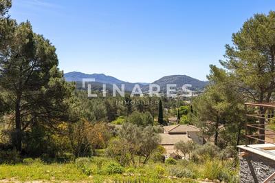 Maison - 215 m² - 6 pièces