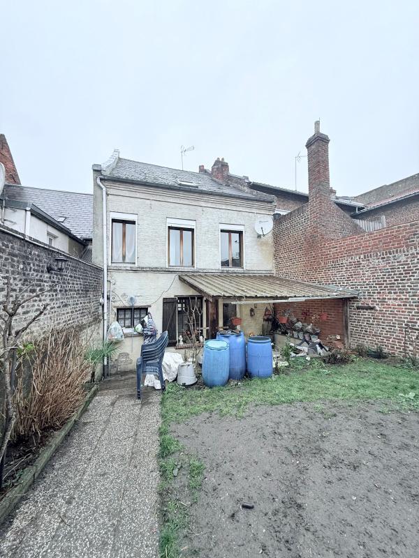 Maison - 90 m² - 4 pièces