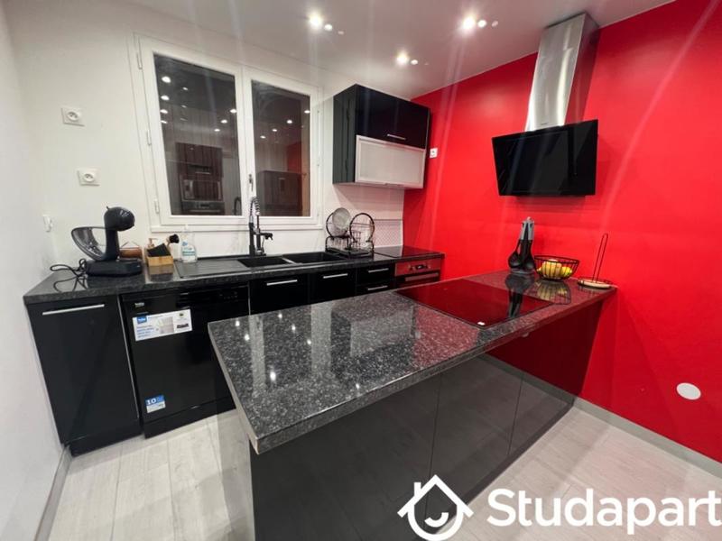 Chambre - 11 m² - 1 pièce