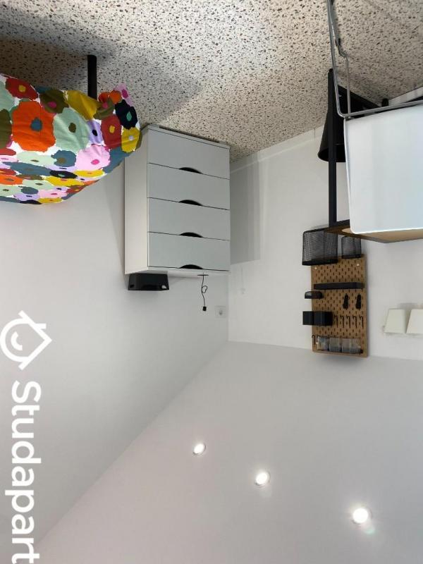 Chambre - 8 m² - 1 pièce