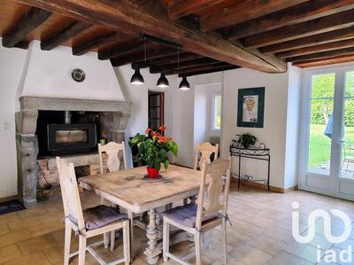 Maison - 180 m² - 6 pièces