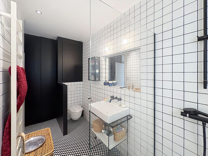 Appartement - 107 m² - 4 pièces