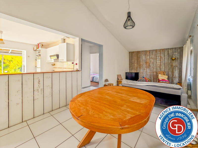 Maison - 83 m² - 4 pièces