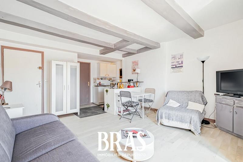 Studio - 24 m² - 1 pièce