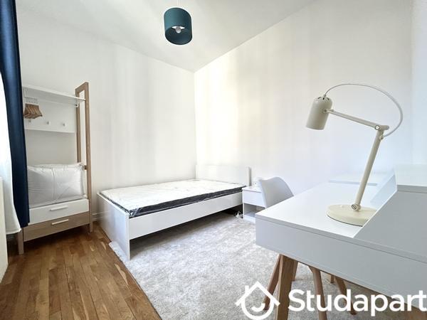 Chambre - 10 m² - 1 pièce