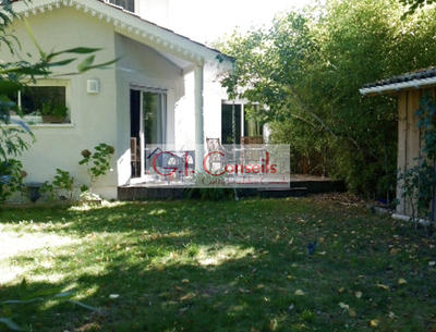 Maison - 81 m² - 5 pièces