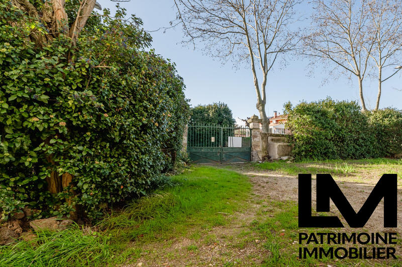 Maison - 340 m² - 1 pièce