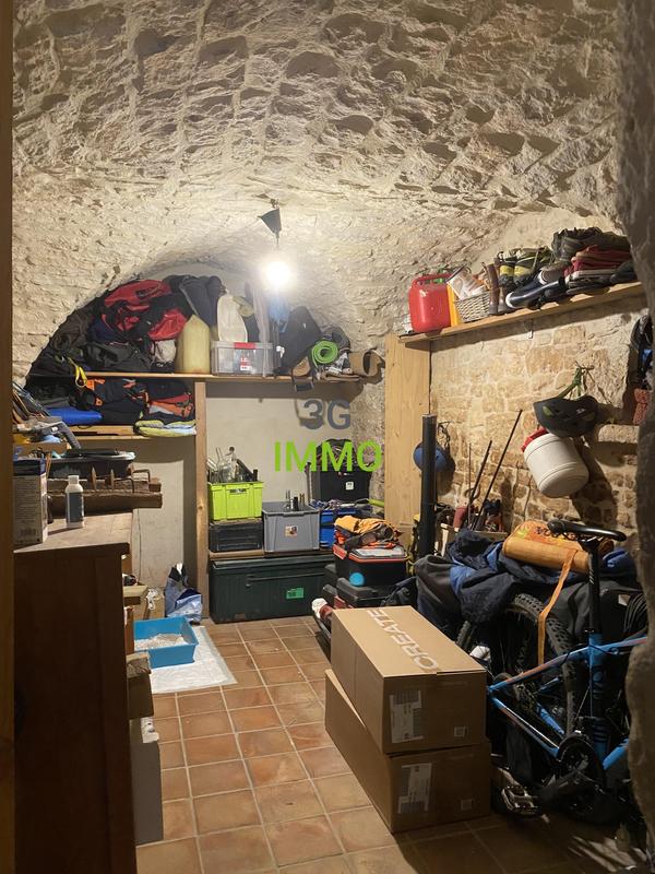 Maison de village - 80 m² - 4 pièces