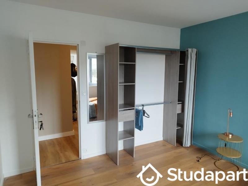 Chambre - 15 m² - 1 pièce