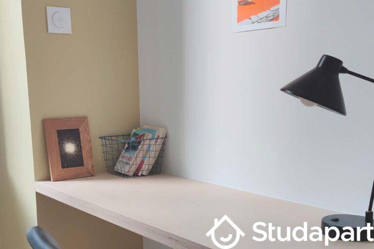 Chambre - 13 m² - 1 pièce