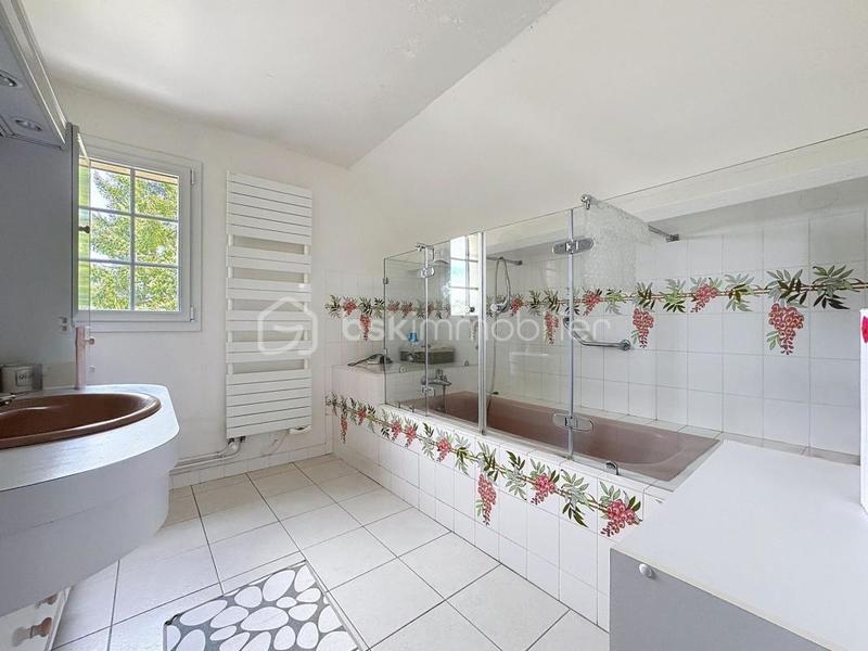 Maison - 133 m² - 6 pièces