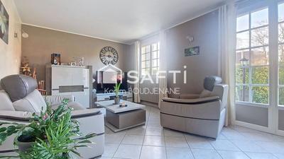 Maison - 102 m² - 5 pièces