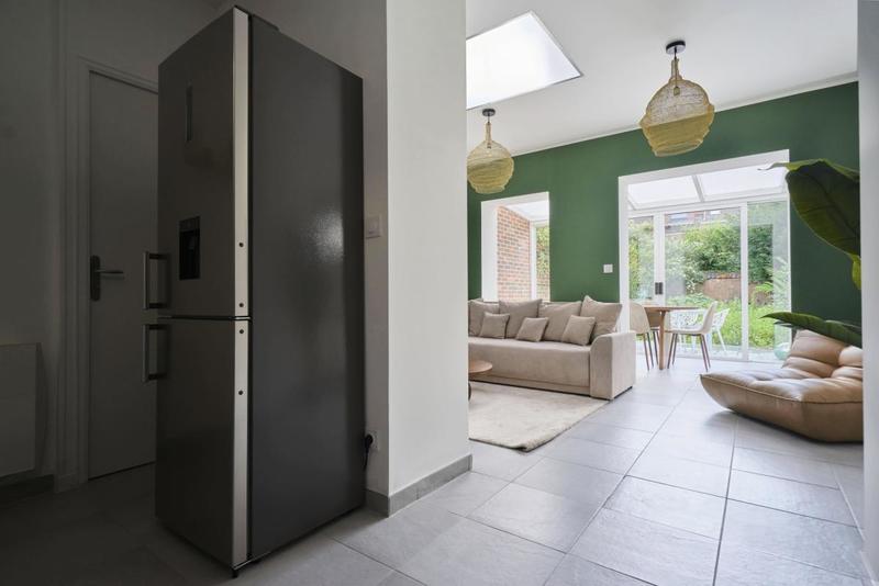 Maison - 104 m² - 6 pièces