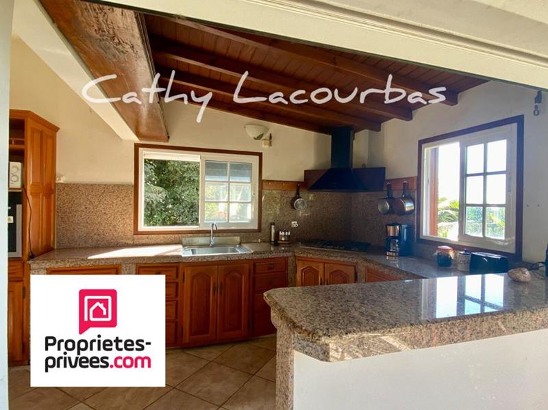 Maison - 121 m² - 5 pièces