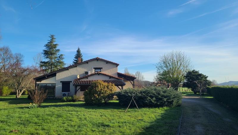 Maison - 135 m² - 4 pièces