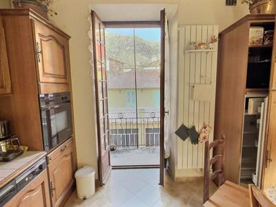 Appartement - 80 m² - 3 pièces