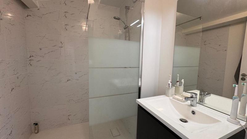 Appartement - 93 m² - 4 pièces