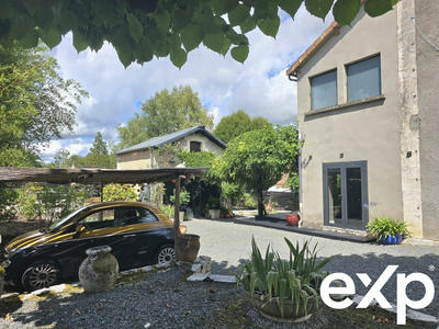 Maison - 220 m² - 9 pièces