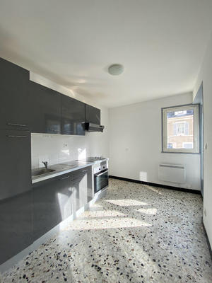 Appartement - 103 m² - 4 pièces