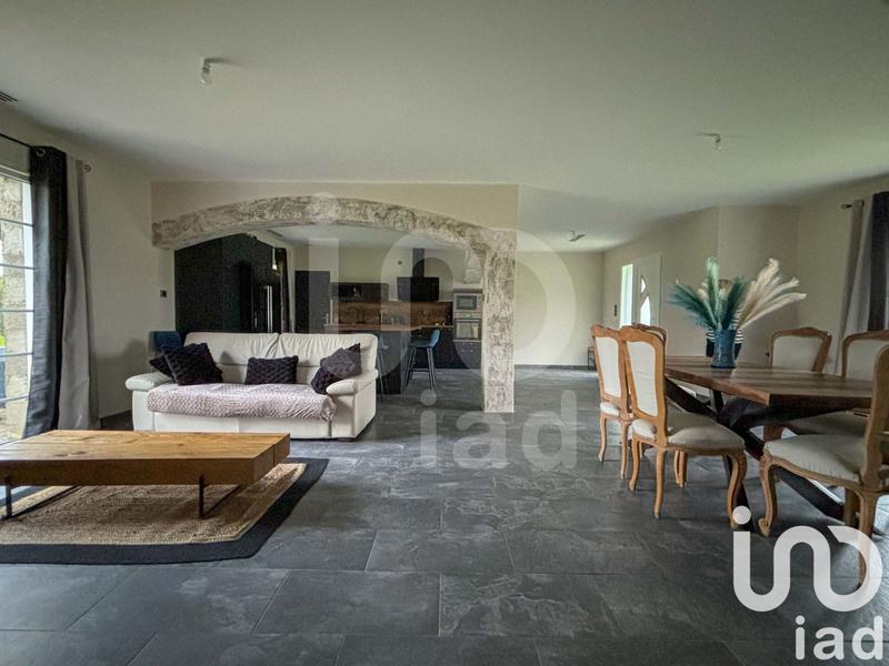 Maison - 152 m² - 7 pièces