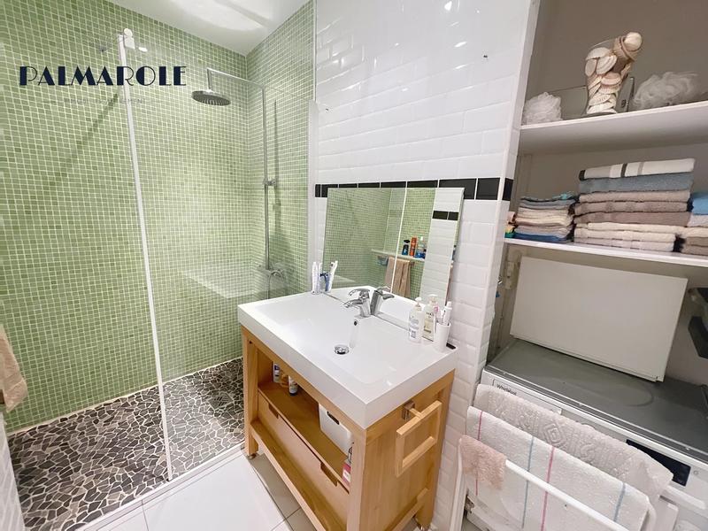 Appartement - 77 m² - 3 pièces