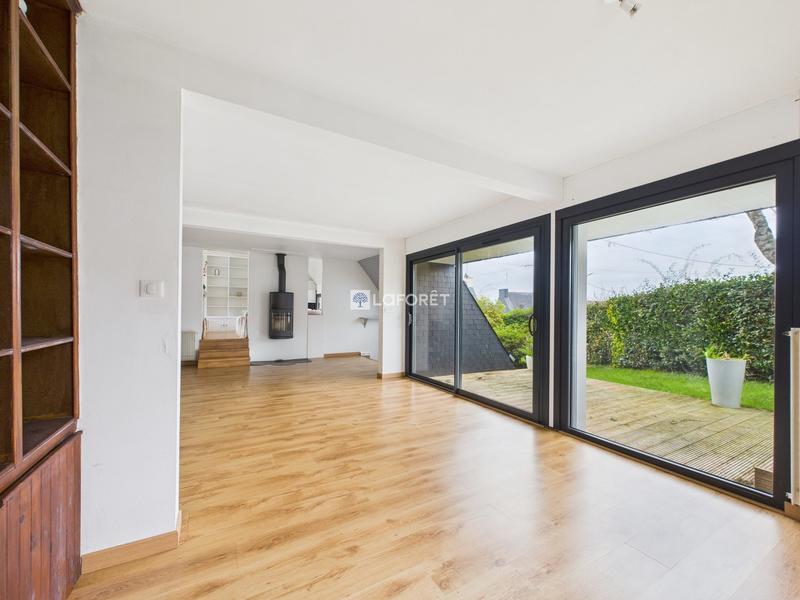 Maison - 122 m² - 7 pièces