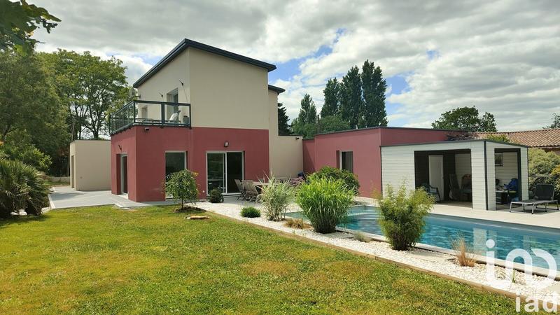 Maison - 164 m² - 8 pièces
