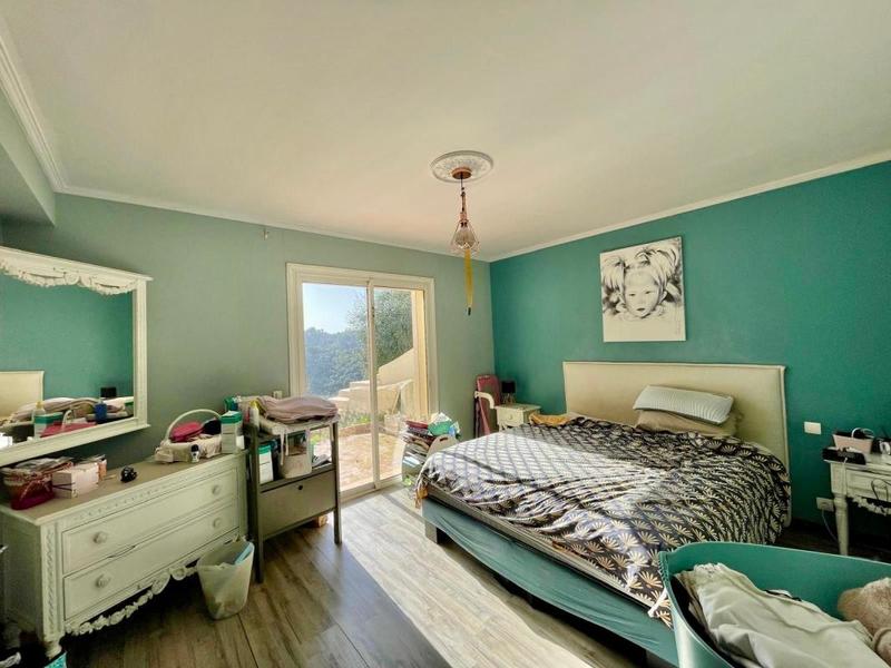 Maison - 289 m² - 7 pièces