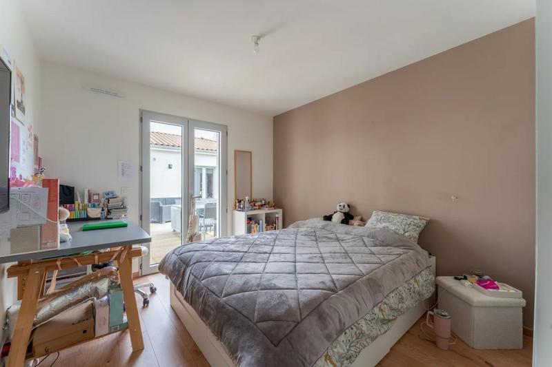 Maison - 196 m² - 8 pièces