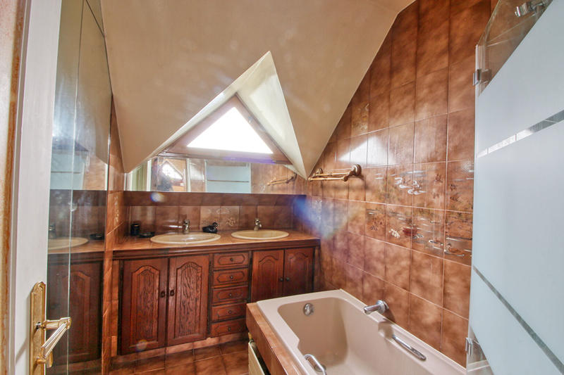 Maison - 124 m² - 7 pièces