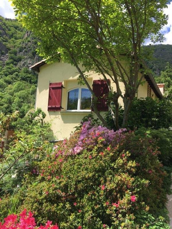 Maison en pierre - 75 m² - 4 pièces