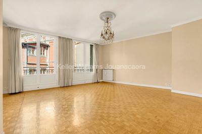 Appartement - 98 m² - 4 pièces
